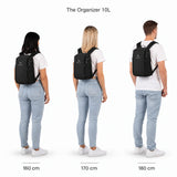 The Organizer 10L – kokovertailu 160, 170 ja 180 cm pitkien henkilöiden selässä.